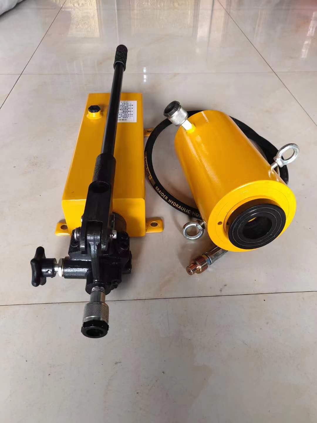 RCS-1002薄型液压千斤顶